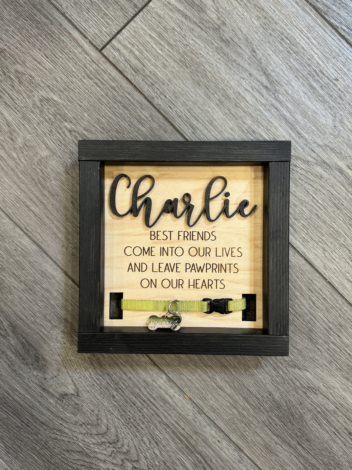 Pet Memorial Collar Sign